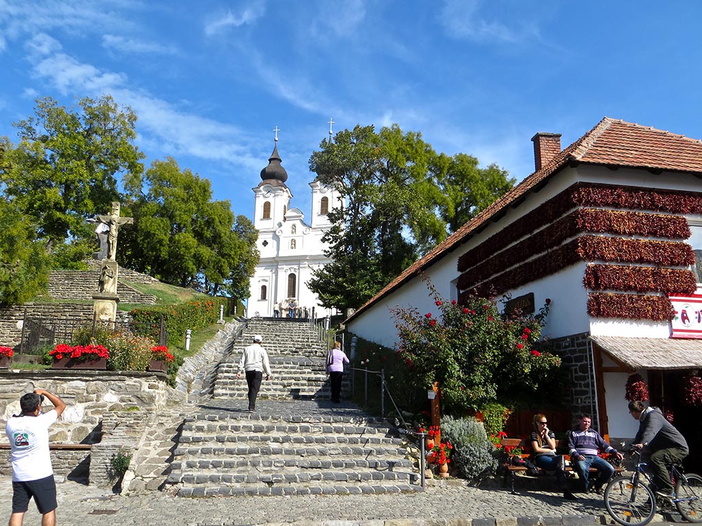 Bike tour around Lake Balaton - Foto stop at the paprika shop in Tihany