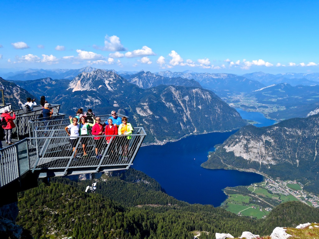 Bike tours in Austria at Salzburg - Breathtaking view at Lake Hallstatt